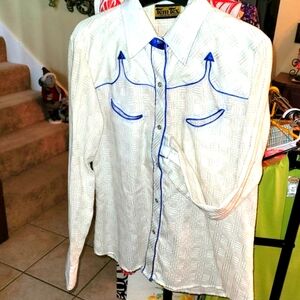 Rarely seen Vintage 70s TemTex western shirt with blue satin trim size sm/med